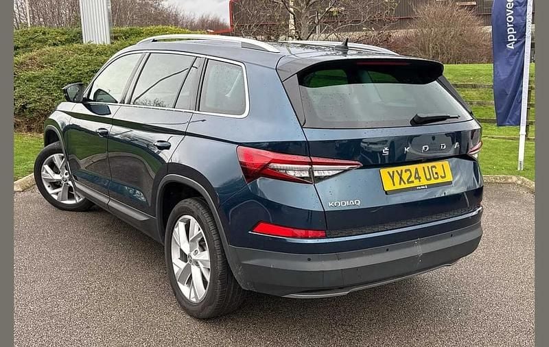 Used Skoda Kodiaq SE L Executive 147 HP (108 kW) 2024 Petrol blue metallic SUV