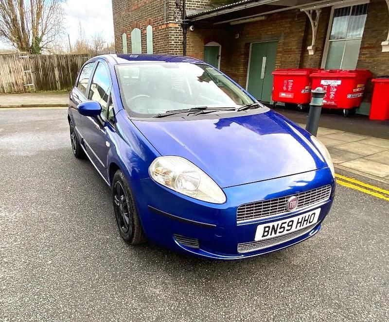 Used Fiat Grande Punto Dynamic 2009 Blue Hatchback