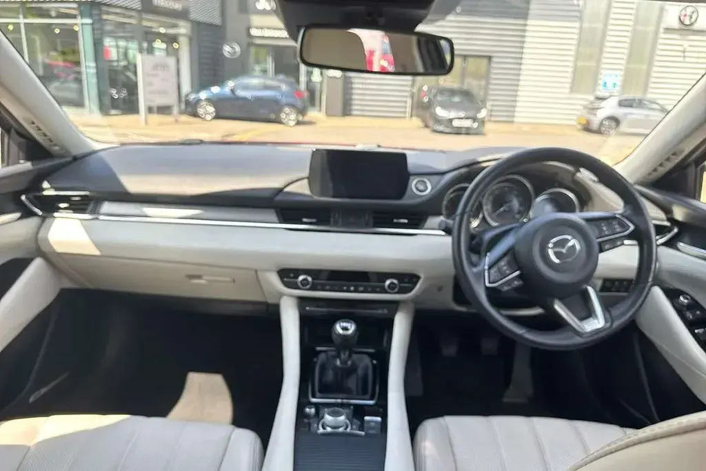 Usado Mazda 6 Inclusive 162 HP (119 kW) 2019 Vermelho Carrinha
