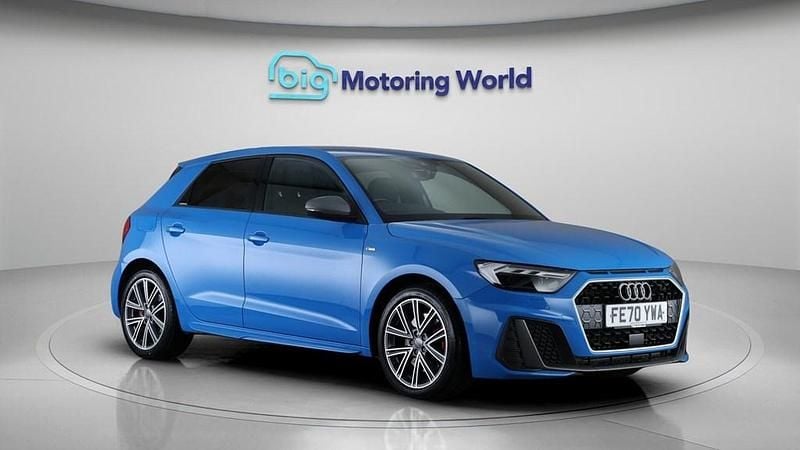 Used Audi A1 Sportback Competition 200 HP (147 kW) 2020 Blue Hatchback
