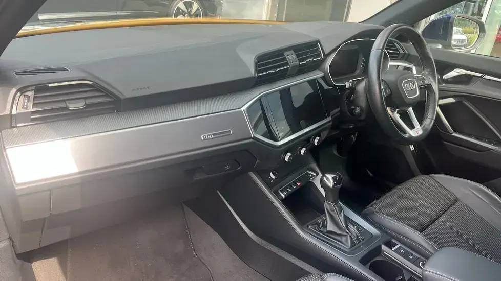 Used Audi Q3 S-Line 150 HP (110 kW) 2023 Blue SUV
