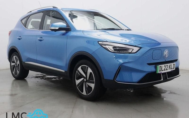 Usado MG ZS Trophy 114 kW (156 HP) 2023 Sedan