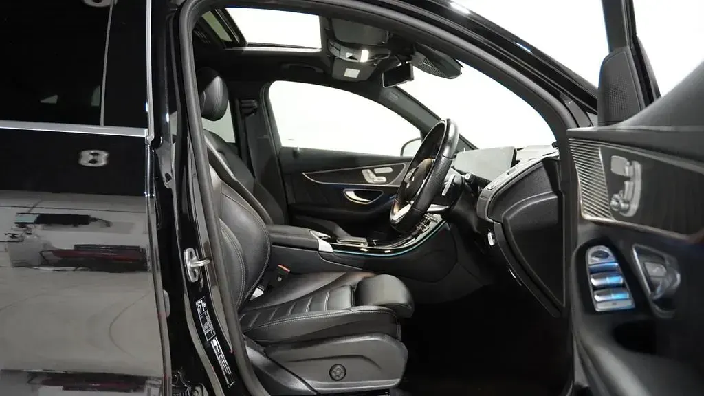 Used Mercedes EQC400 AMG Line Premium Plus 300 kW (408 HP) 2023 Black SUV