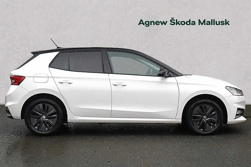 Used Skoda 110 R Colour Edition 81 HP (59 kW) 2022 Candy white black magic pearl effect Hatchback