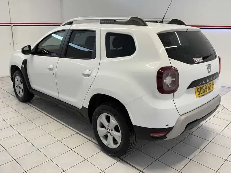 Used Dacia Duster Comfort 128 HP (94 kW) 2019 White SUV