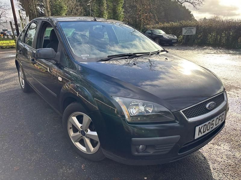 Black Used 2005 Ford Focus Zetec Hatchback | £1,595 (Fair price) - Image 1/4