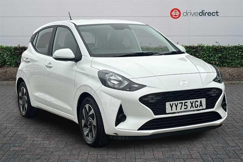 New Hyundai i10 Advanced 2025 White Hatchback