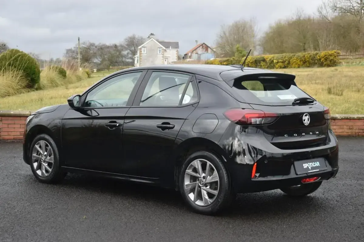 Used Vauxhall Corsa Design Edition 100 HP (73 kW) 2024 Black Hatchback