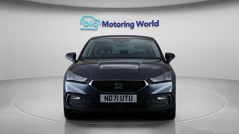 Used Seat Leon SE Dynamic 150 HP (110 kW) 2022 Grey Hatchback