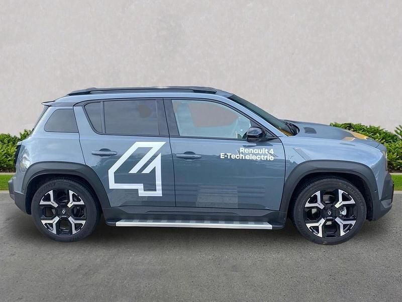 Used Renault R4 Komfort 110 kW (150 HP) 2025 Grey Hatchback