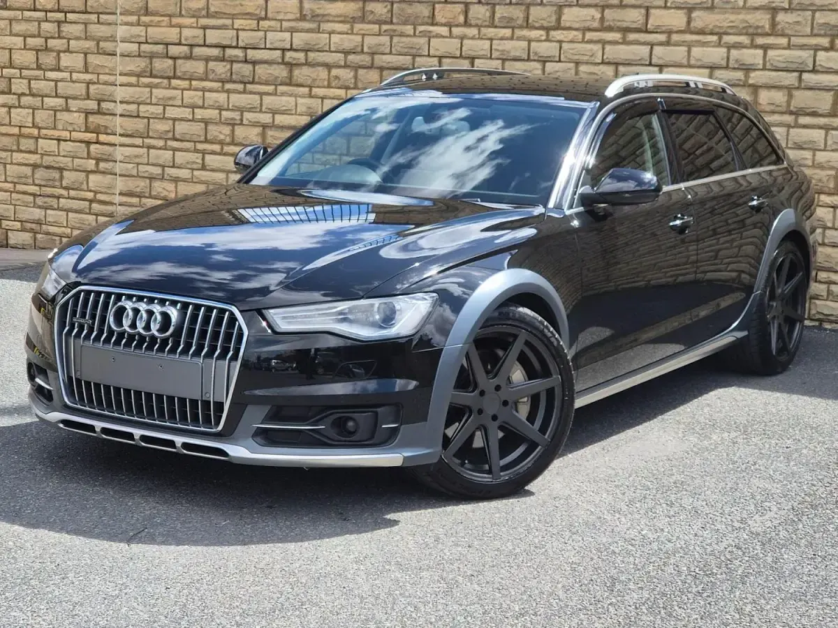 Used Audi A6 Allroad 333 HP (244 kW) 2016 Black Estate