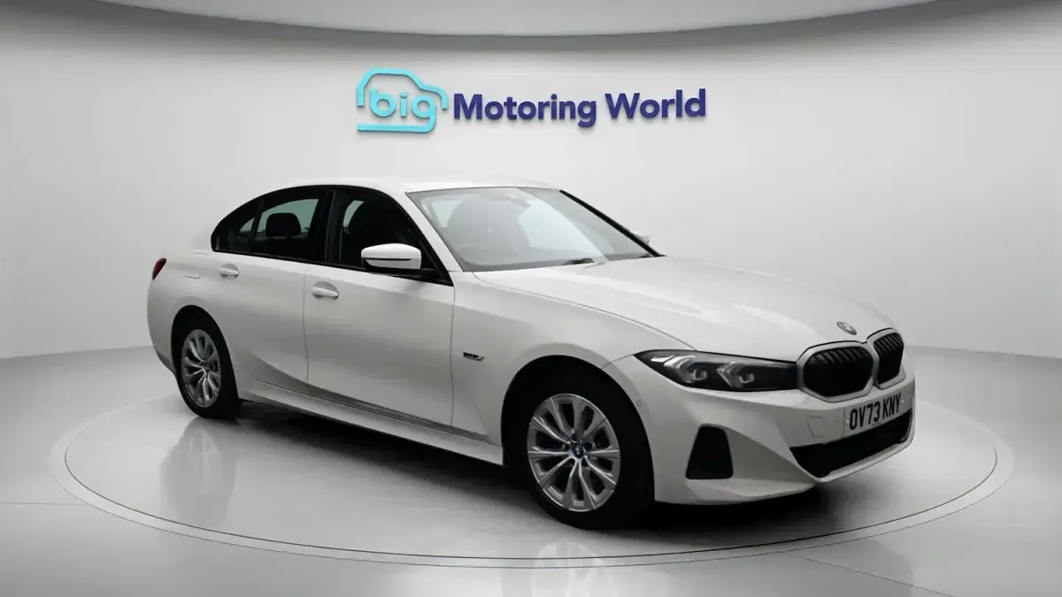Used BMW 330e Sport Line 292 HP (214 kW) 2023 Sedan