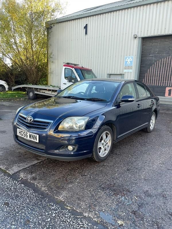 Blue Used 2006 Toyota Avensis T3 Hatchback | £775 (Good price) - Image 1/4