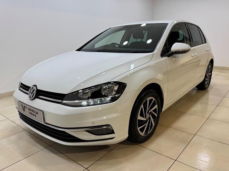 Used VW Golf VII Match 115 HP (84 kW) 2019 White Hatchback