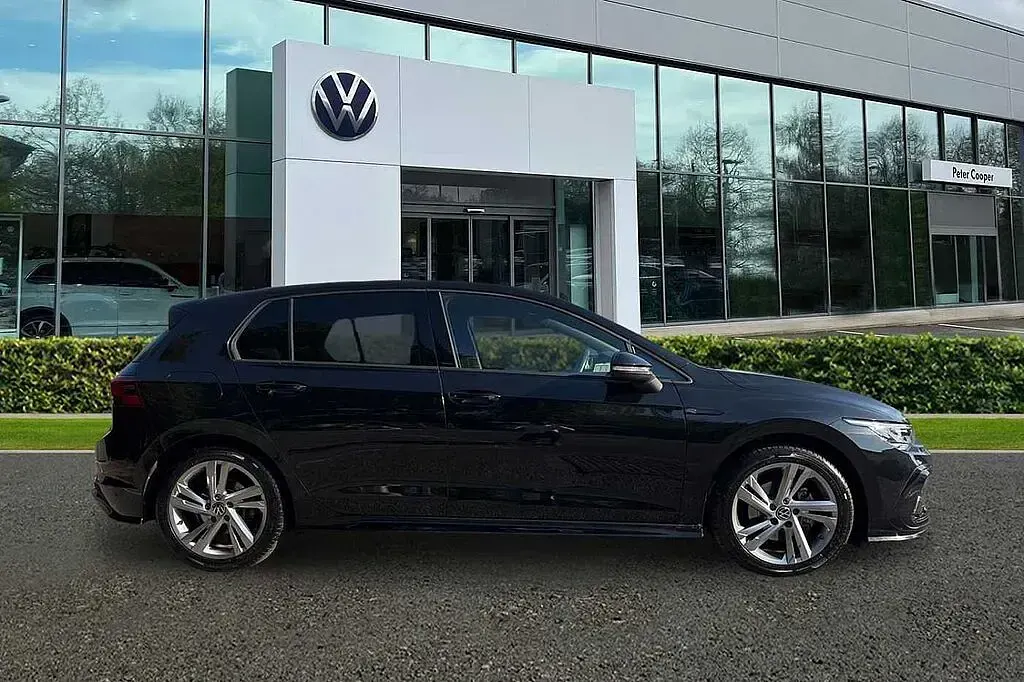 Used VW Golf VIII R-line 150 HP (110 kW) 2024 Black Hatchback