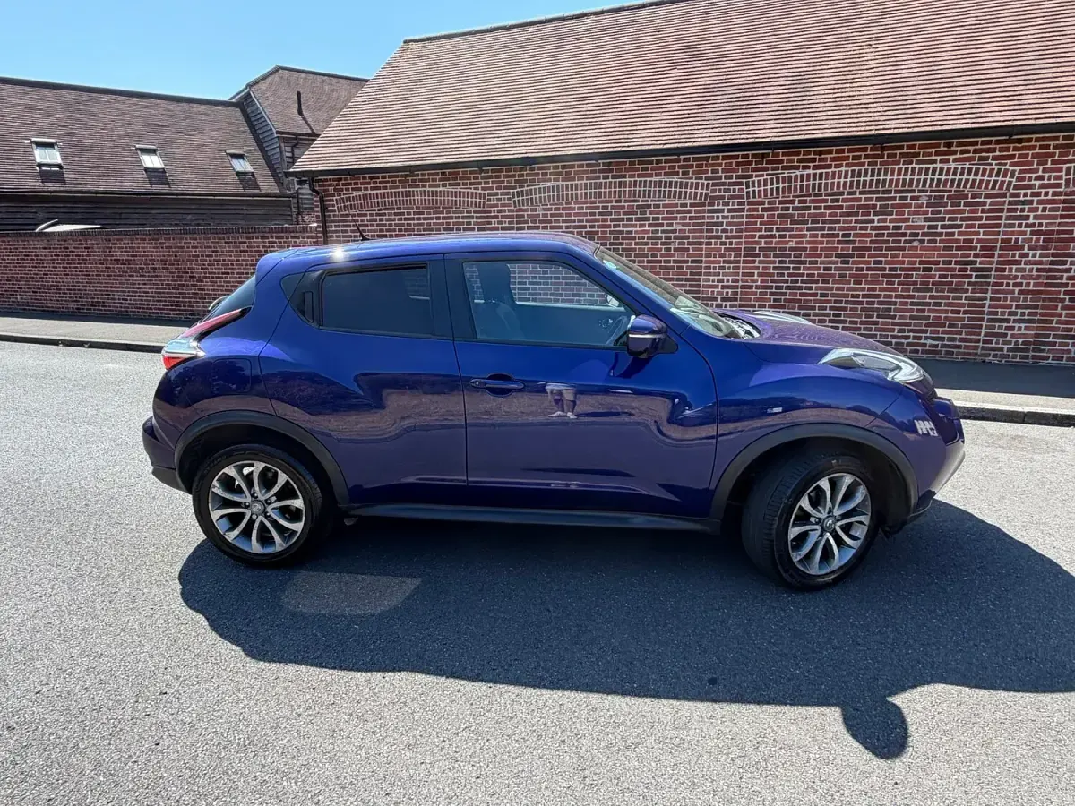 Used Nissan Juke Tekna 110 HP (80 kW) 2015 Blue SUV