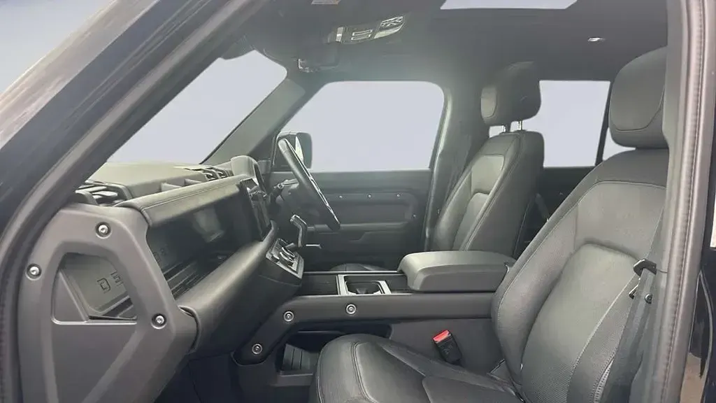 Used Land Rover Defender HSE Dynamic 2024 SUV
