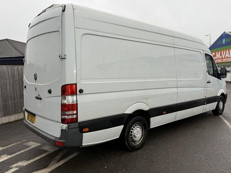 Used Mercedes Sprinter 140 HP (102 kW) 2017 White Van