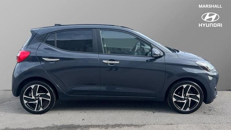 Used Hyundai i10 Premium 63 HP (46 kW) 2025 Grey Hatchback