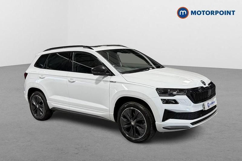 White Used 2022 Skoda Karoq SportLine SUV | £20,999 (Fair price) - Image 1/4
