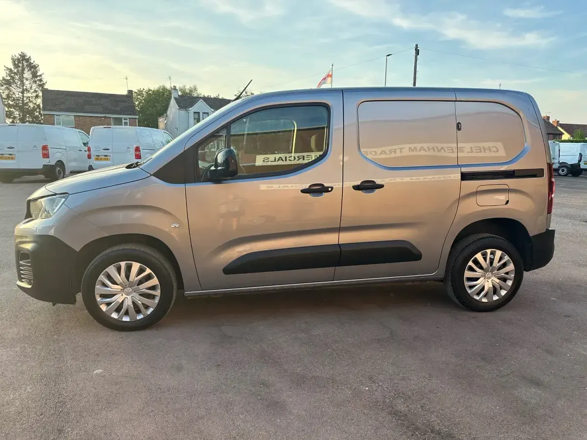 Used Peugeot Partner 2021 Grey MPV