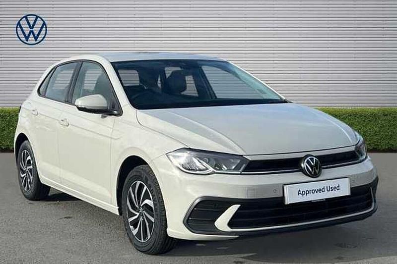 Used VW Polo Life 95 HP (69 kW) 2024 Ascot grey Hatchback