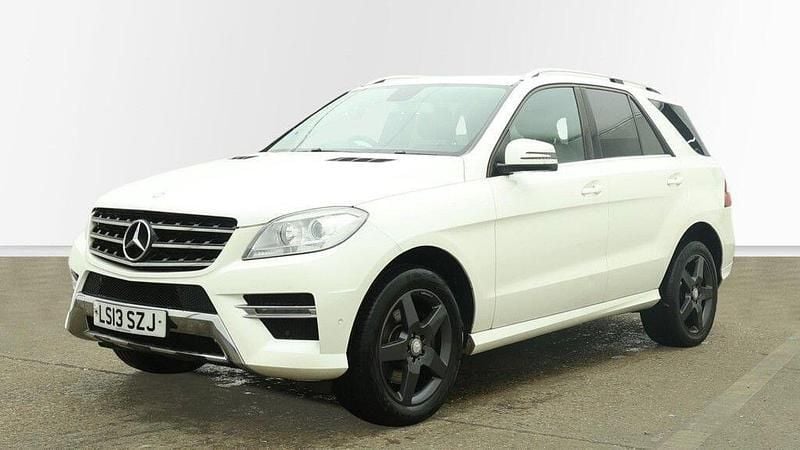 White Used 2013 Mercedes ML350 AMG SUV | £9,999 (A bit pricey) - Image 1/4