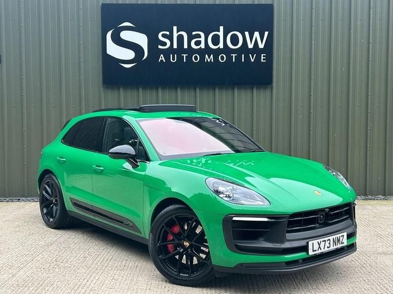 Used Porsche Macan 440 HP (323 kW) 2023 Green SUV