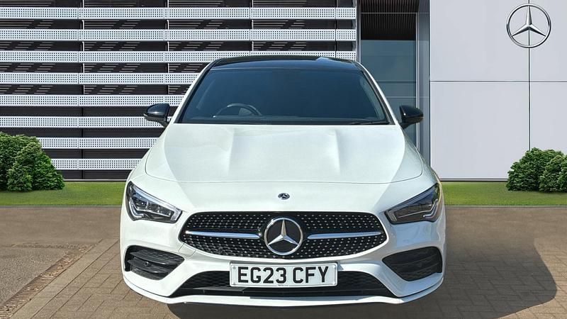 Used Mercedes CLA200 AMG Line Premium Plus 163 HP (119 kW) 2022 Sedan