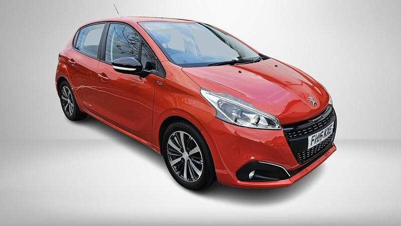 Orange Used 2016 Peugeot 208 Hatchback | £2,995 (Fair price) - Image 1/4