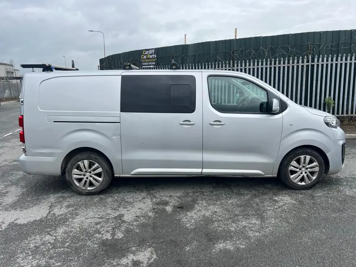 Used Peugeot Expert 2019 Silver Van