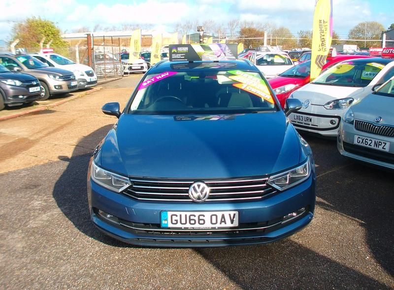 Used VW Passat Business 2016 Blue Estate