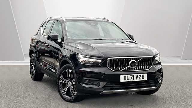 Used 2022 Volvo XC40 Inscription SUV | £29,733 (A bit pricey) - Image 1/3