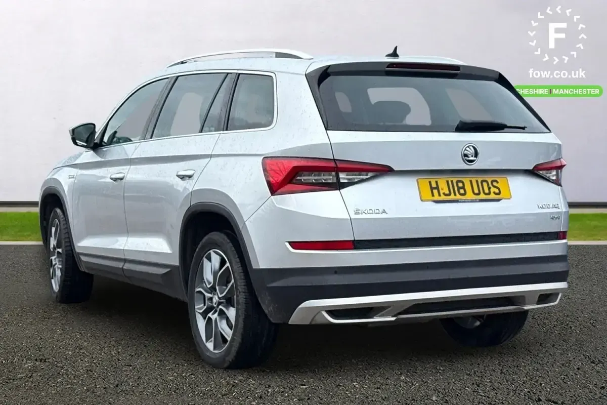 Używany Skoda Kodiaq Scout 4x4 2018 Srebrny SUV