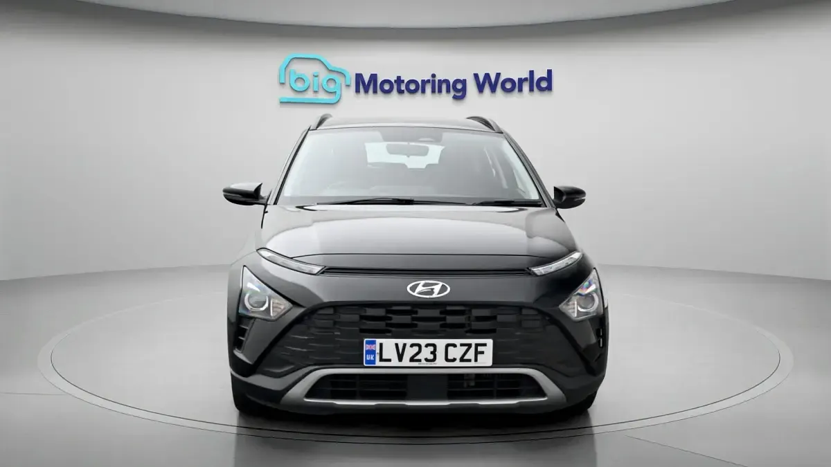 Usado Hyundai Bayon SE 101 CV (74 kW) 2023 Negro SUV