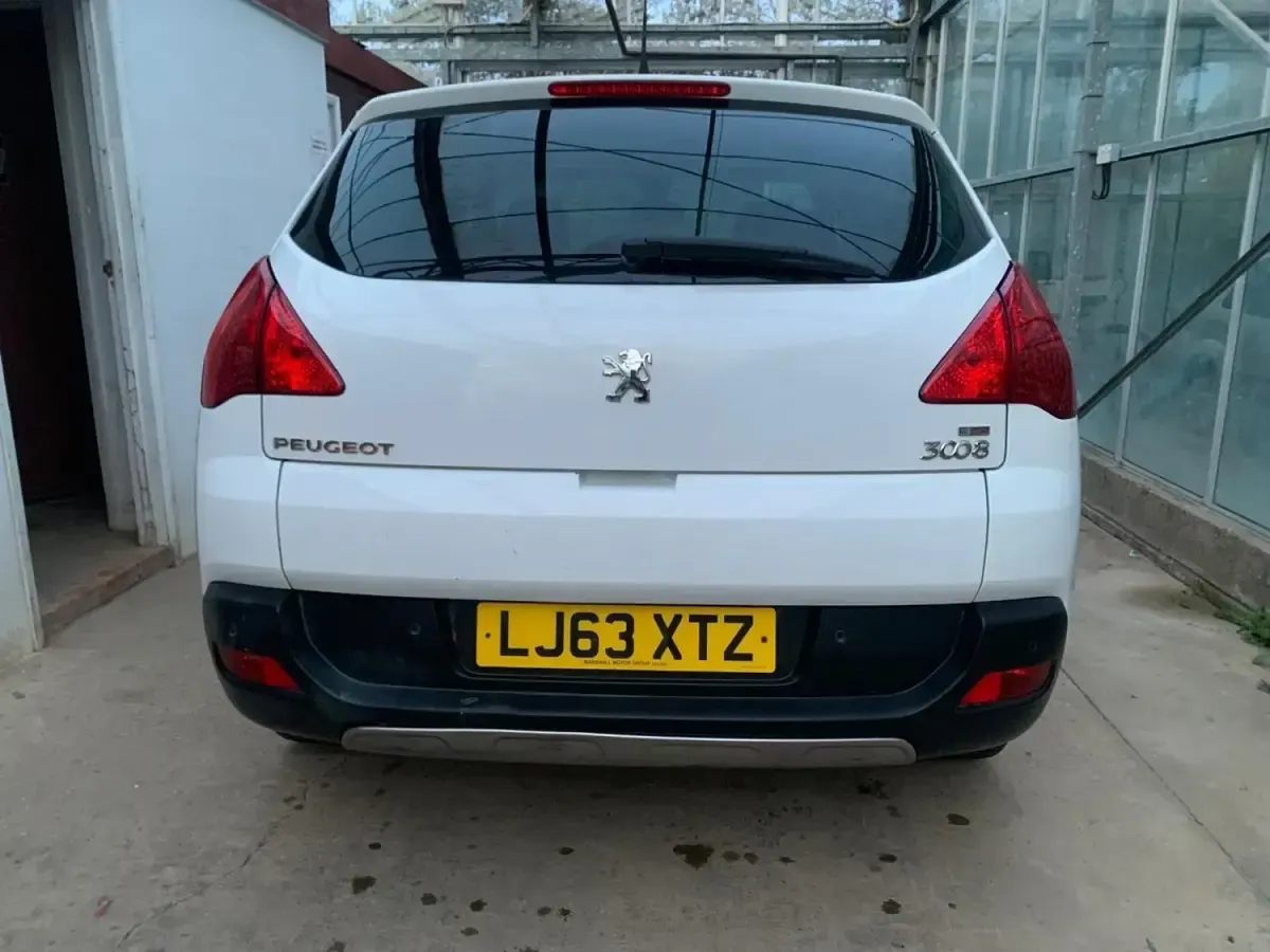 Second-hand Peugeot 3008 Allure 2013 Alb Break