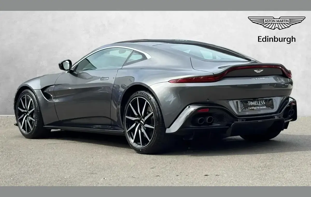 Usado Aston Martin Vantage 510 CV (375 kW) 2019 Plateado Coupe