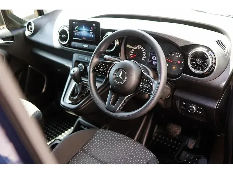 Used Mercedes Citan 110 Premium 95 HP (69 kW) 2023 Blue MPV