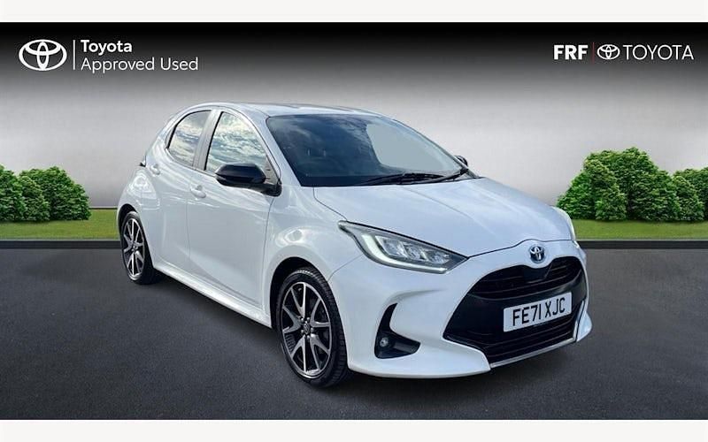 Used Toyota Yaris Hybrid 116 HP (85 kW) 2021 Hatchback