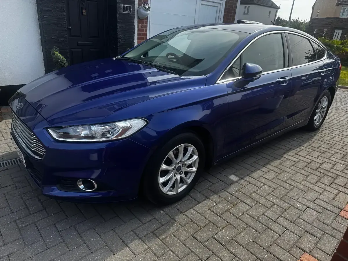 Used Ford Mondeo Zetec 150 HP (110 kW) 2015 Blue Hatchback