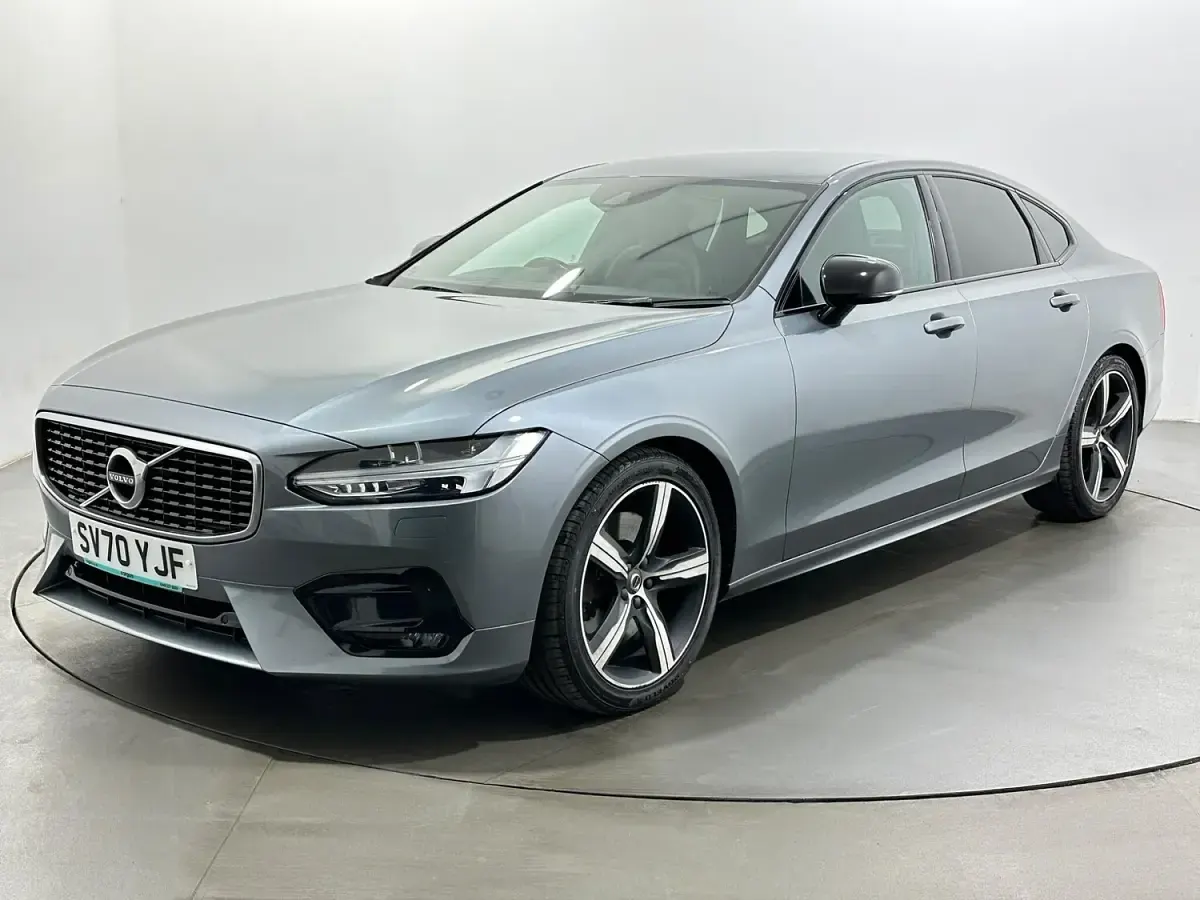 Used Volvo S90 R-Design 235 HP (172 kW) 2019 Grey Sedan