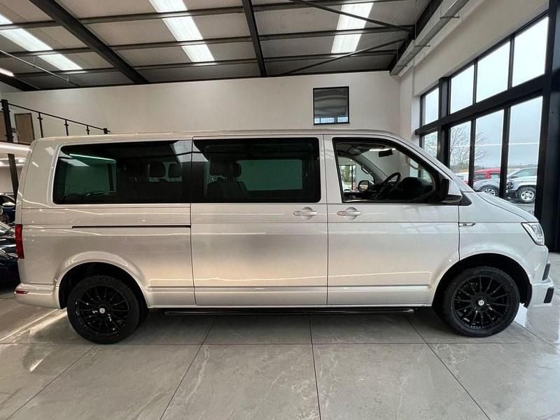 Used VW Shuttle SE 102 HP (75 kW) 2019 Silver MPV