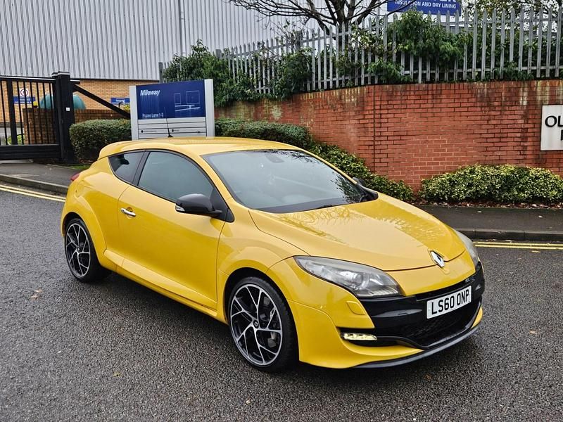 Yellow Used 2010 Renault Mégane Coupé Coupe | £6,995 (Fair price) - Image 1/4