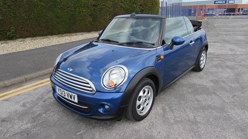 Used Mini Cooper Cabriolet 122 HP (89 kW) 2013 Blue Cabriolet