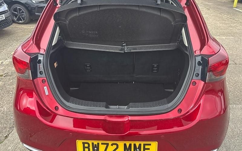 Used Mazda 2 Inclusive 90 HP (66 kW) 2022 Hatchback