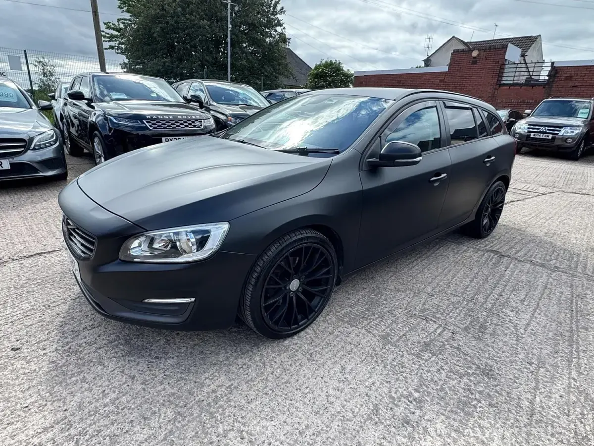 Used Volvo V60 Business Edition 136 HP (100 kW) 2013 Grey Estate