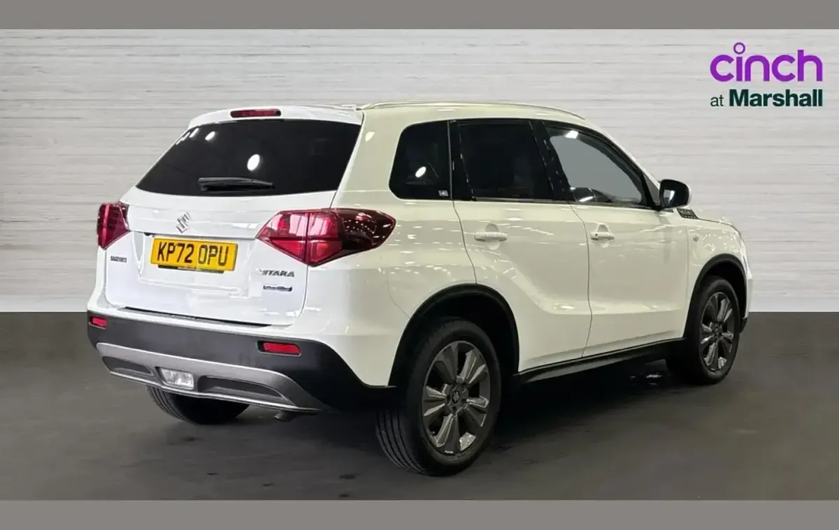 Used Suzuki Vitara SZ-T 127 HP (93 kW) 2022 White SUV