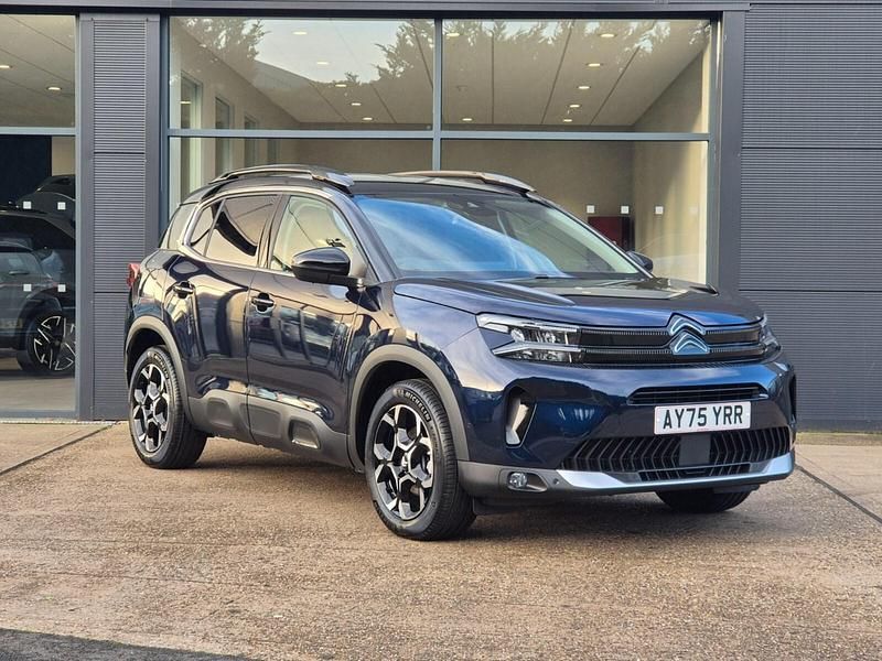 Eclipse blue New 2025 Citroën C5 Hatchback | £26,295 (Fair price) - Image 1/4