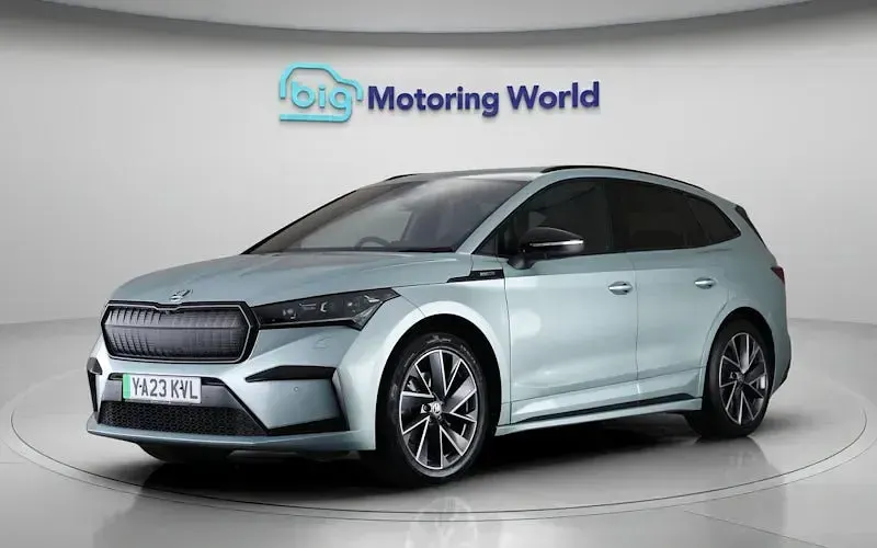 Used Skoda Enyaq iV SportLine 150 kW (204 HP) 2022 Silver SUV