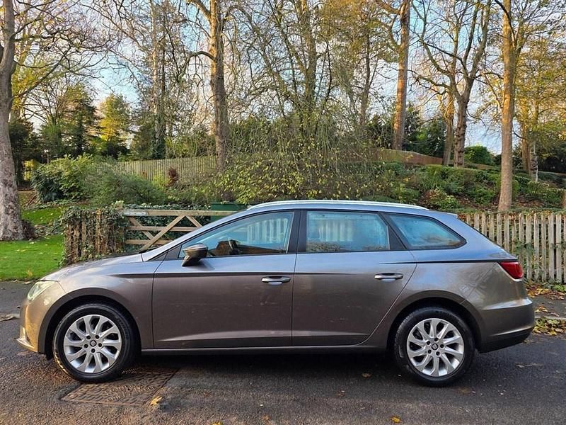 Grey Used 2015 Seat Leon SE Estate | £6,495 (Good price) - Image 1/4